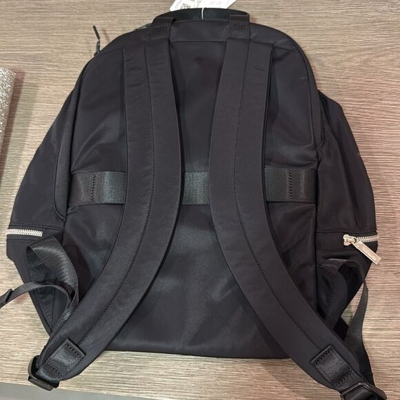 Lululemon City Adventurer Backpack 17L BlacK NWT $128 - Picture 4 of 7